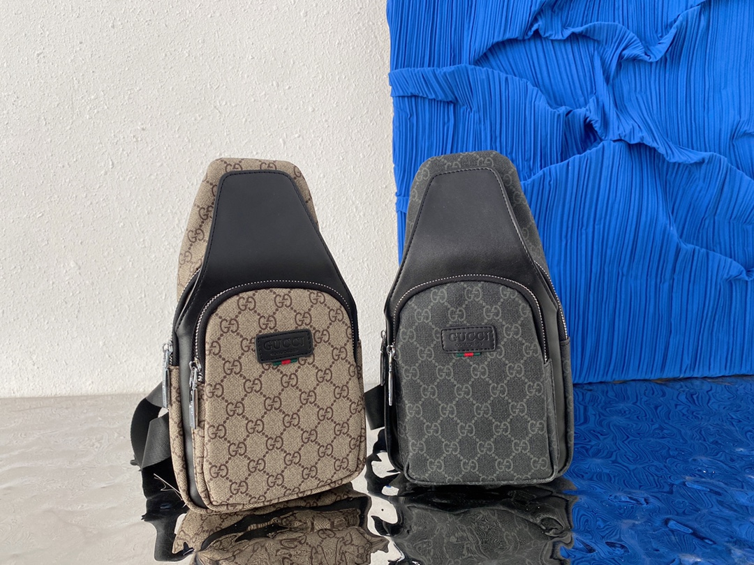 I5  Gucci 古奇   印花胸包 斜挎单肩包 采用精湛镶嵌细工，实物拍摄 原厂原版面料 配送小票 28 x 16cm。