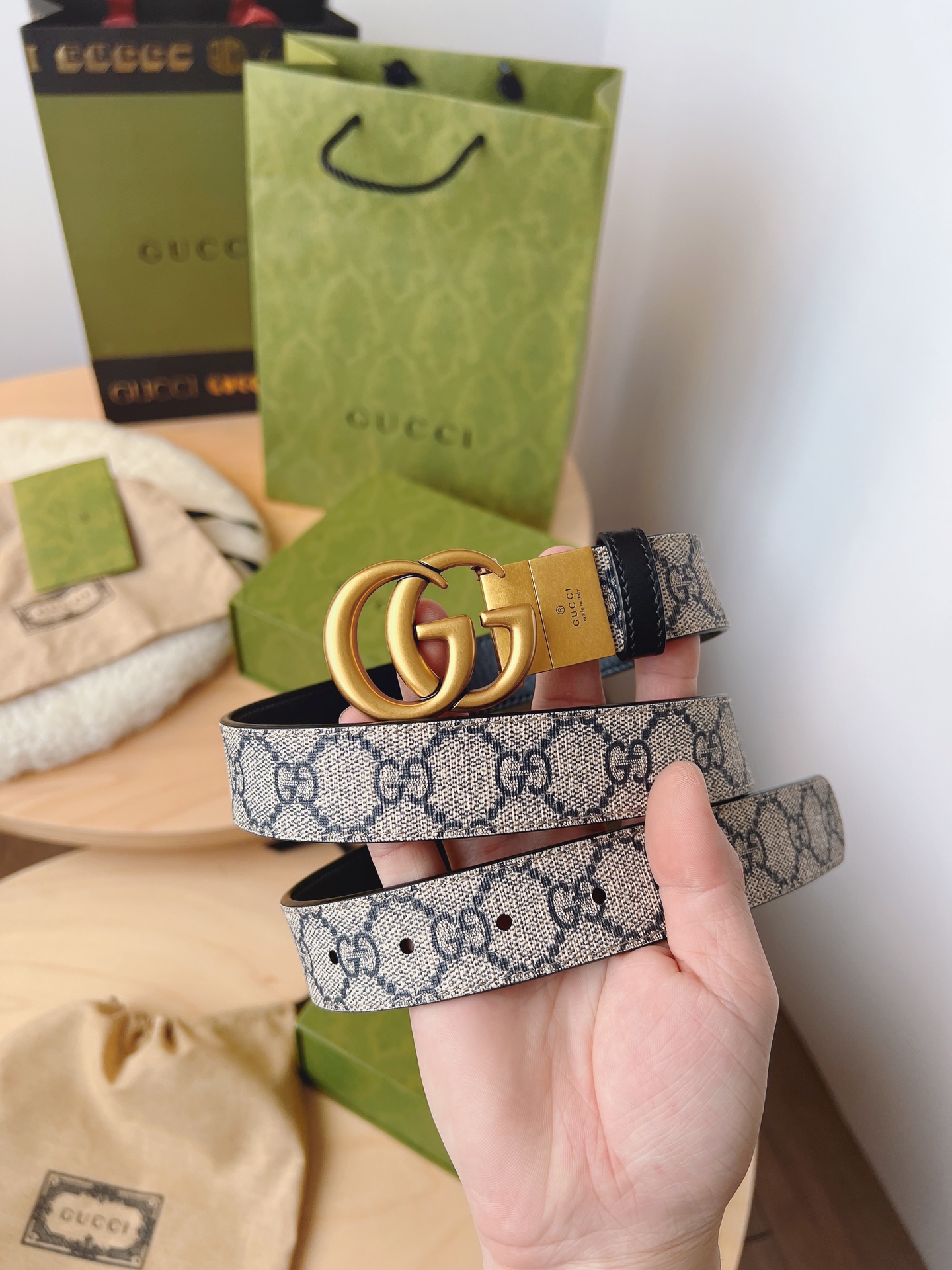 Gucci Top-to-Sale GG Supreme Canvas Belt with Double G Buckle - 图片 1