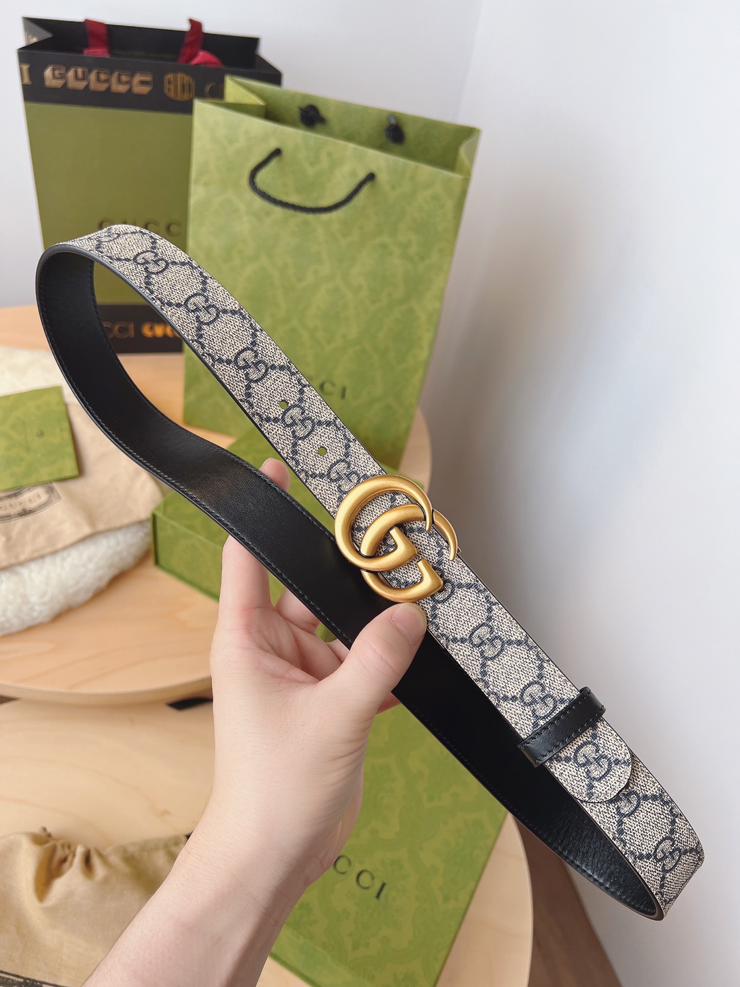 Gucci Top-to-Sale GG Supreme Canvas Belt with Double G Buckle - 图片 3