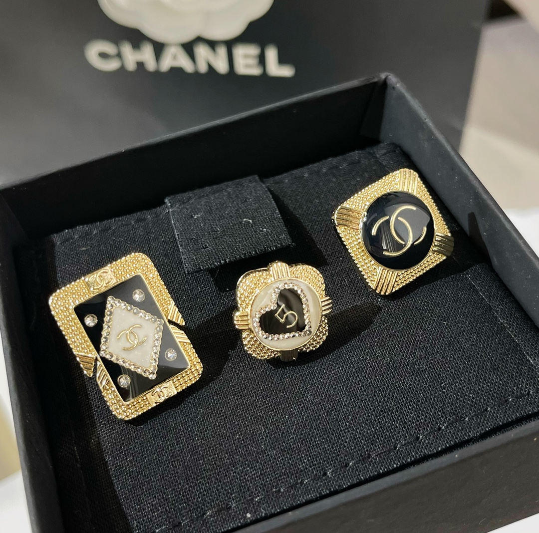 2021新款CHANEL香奈儿城堡系列三件套胸针