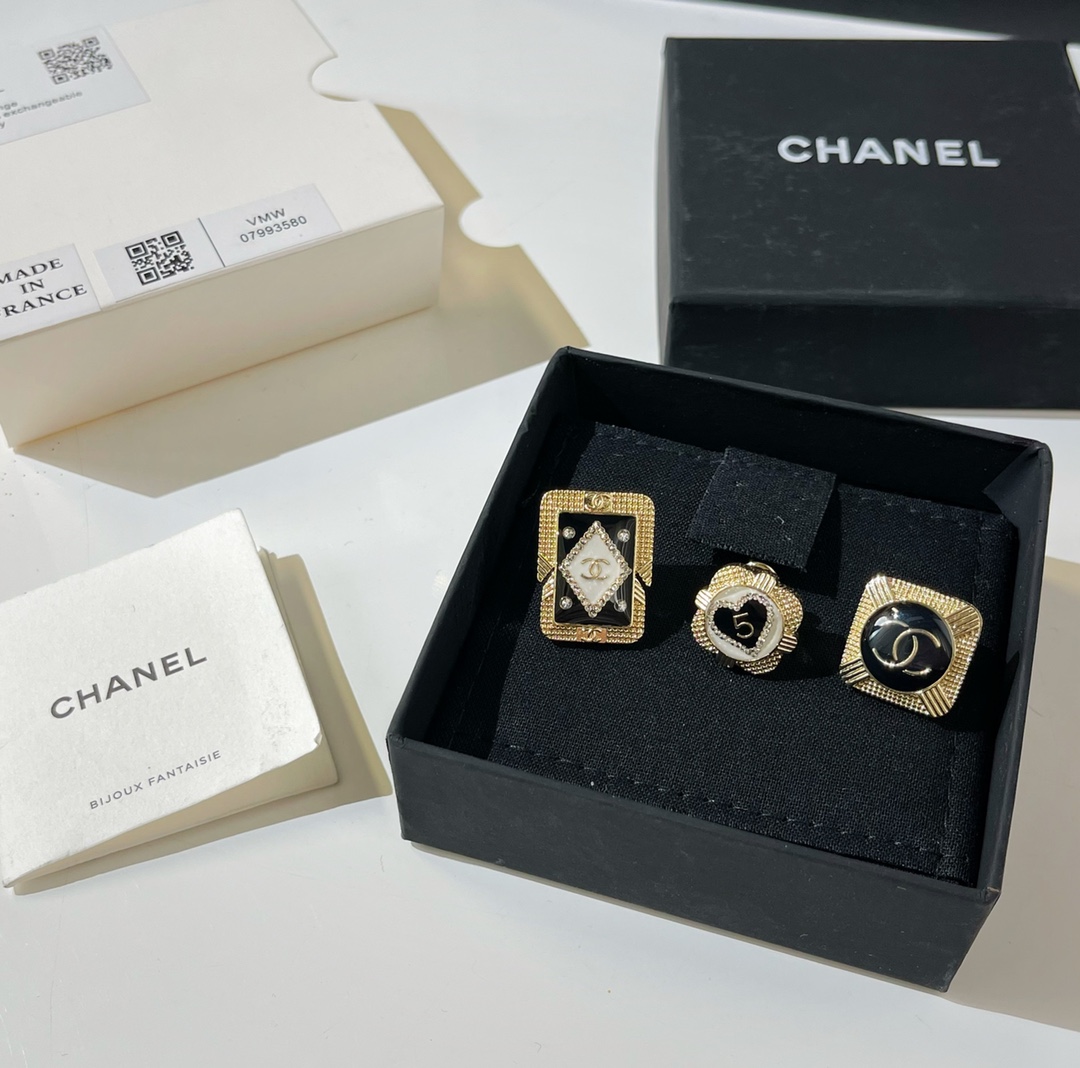 2021新款CHANEL香奈儿城堡系列三件套胸针
