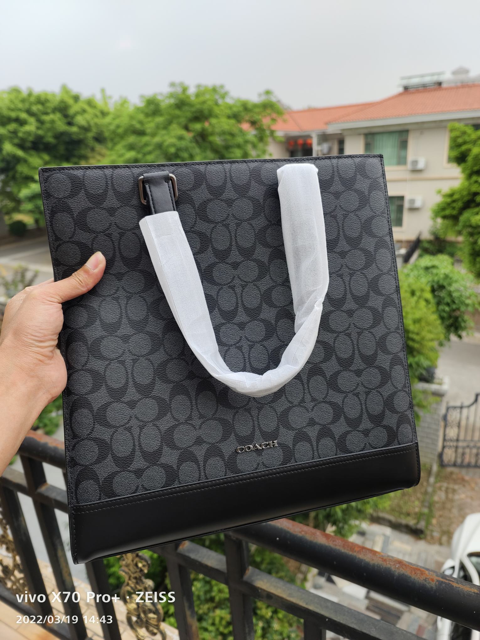 Coach 新款男包VARSITY条纹GRAHAM托特包黑色c3232单肩斜挎手提公文包6707卡其，尺寸35.37.8