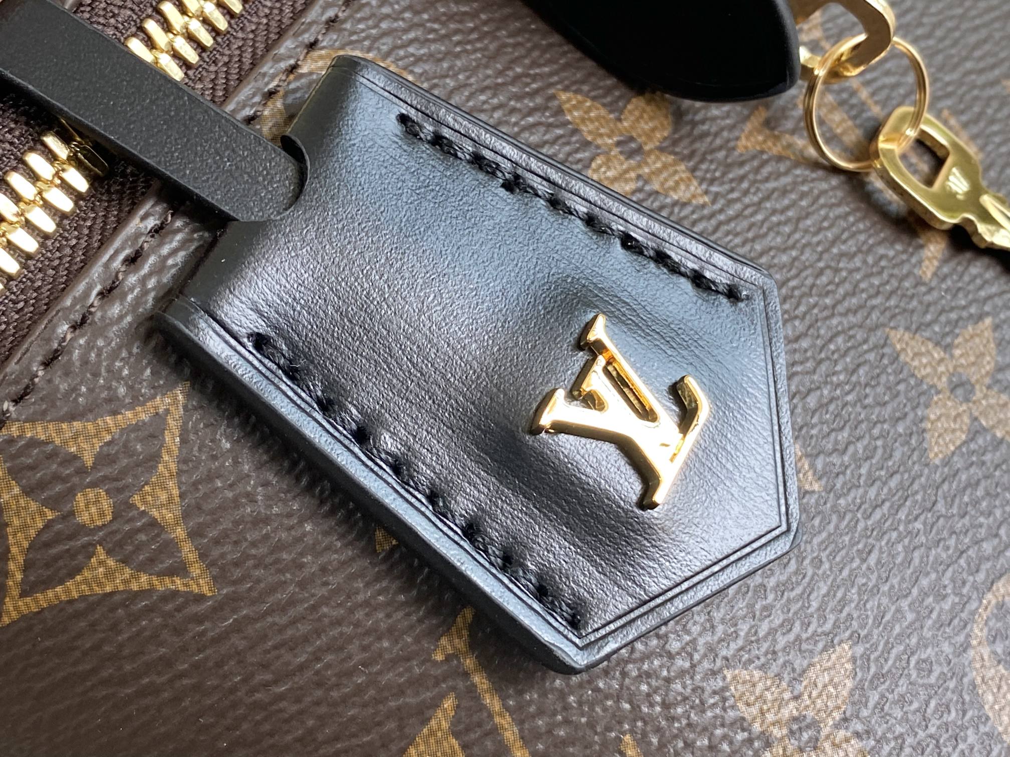 Louis Vuitton Haute Couture Classic Luxury Handbag Shoulder Crossbody 5
