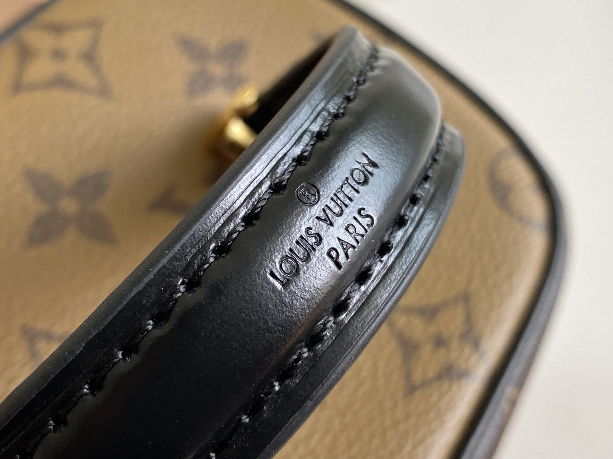 Louis Vuitton Haute Couture Classic Luxury Handbag Shoulder Crossbody 7