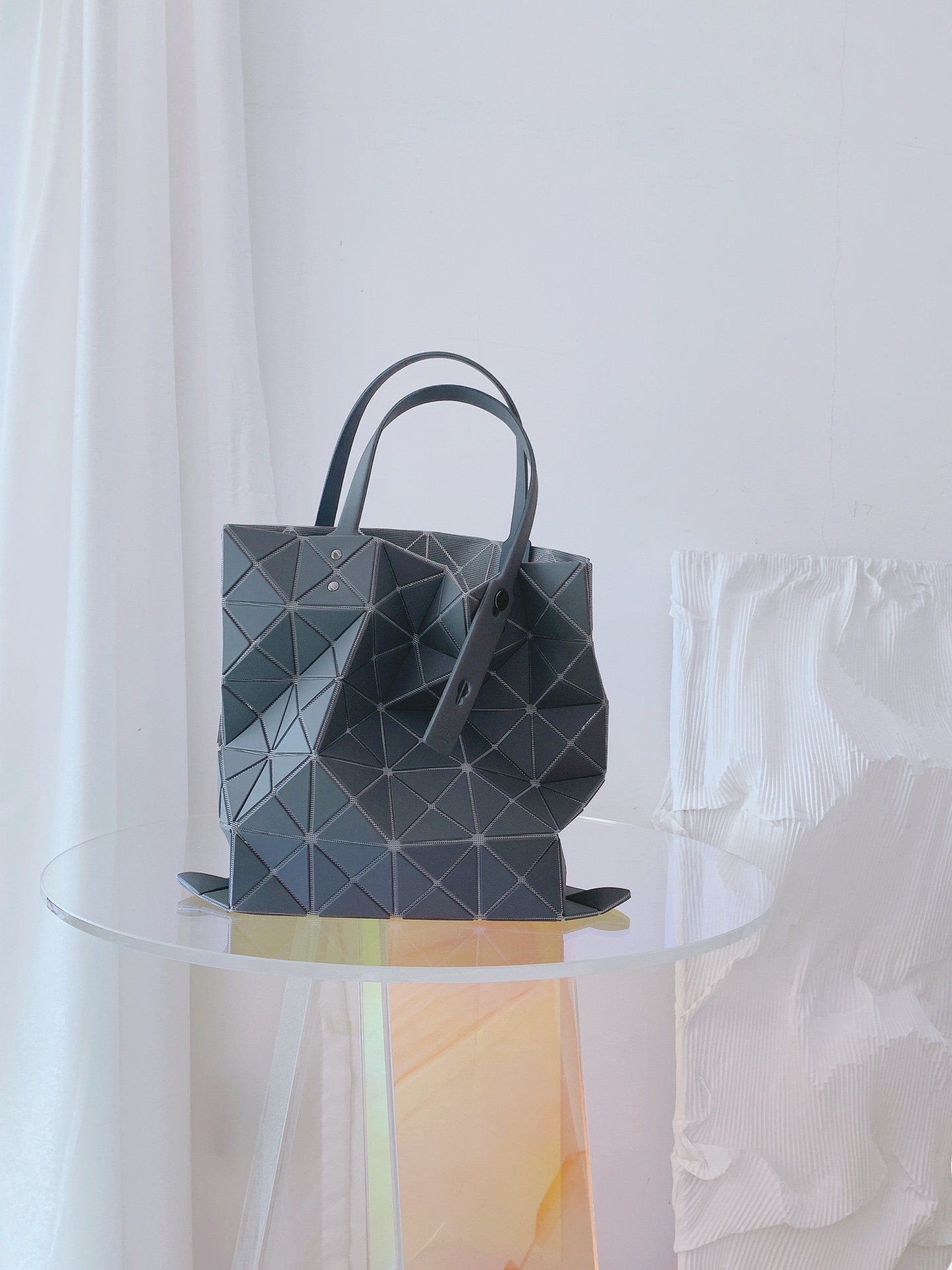 ISSEY MIYAKE 新品三月樱花季限定色手提袋0087