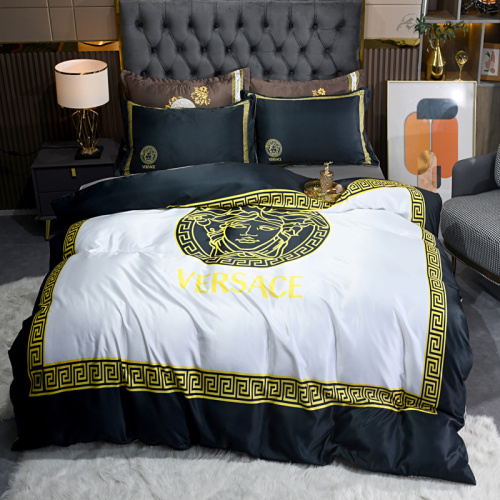 Versace Washed Silk Bedding Set, Luxury 4-Piece Bed Sheet Set for Summer 1 Versace Washed Silk Bedding Set, Luxury 4-Piece Bed Sheet Set for Summer