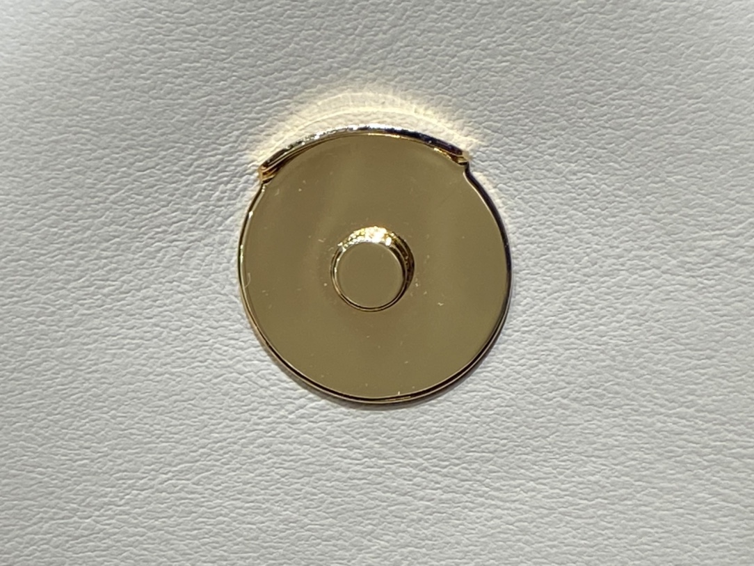 YSL LOULOU 23CM Y型绗缝链条包 494699杏色/金扣