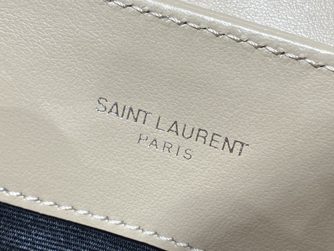 YSL LOULOU 23CM Y型绗缝链条包 494699杏色/银扣