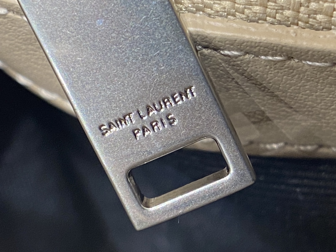 YSL LOULOU 23CM Y型绗缝链条包 494699杏色/银扣