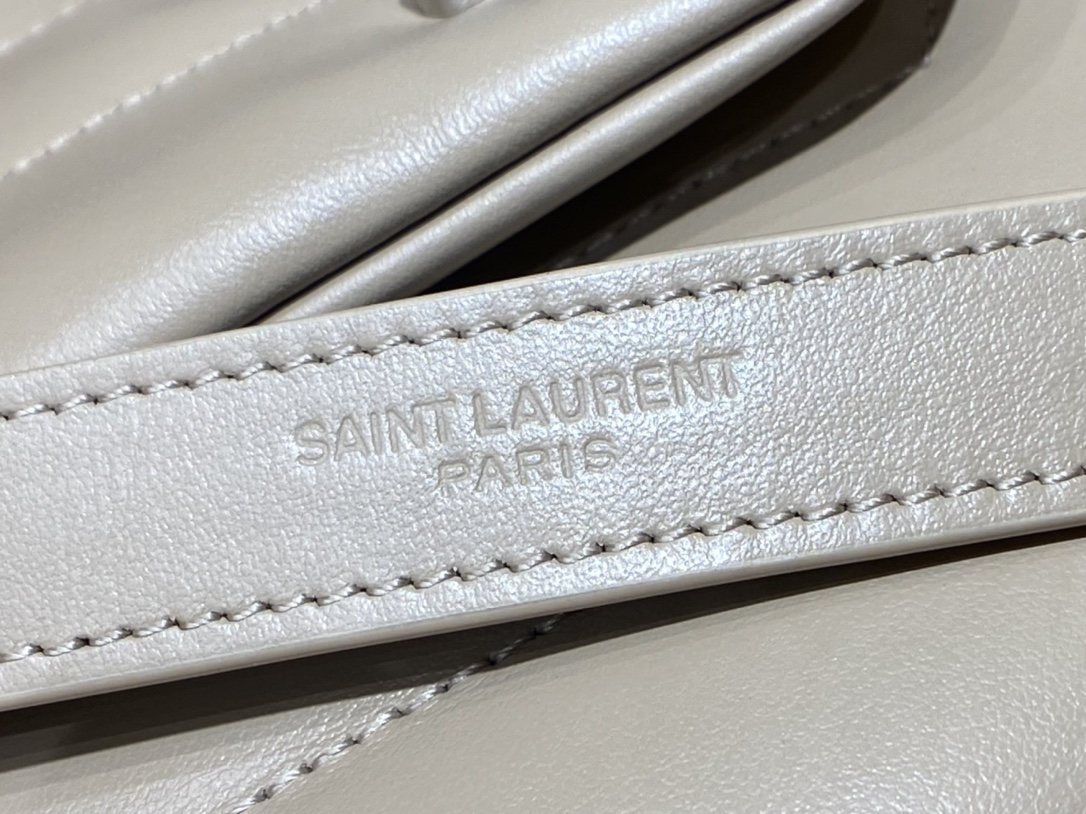 YSL LOULOU 23CM Y型绗缝链条包 494699杏色/银扣