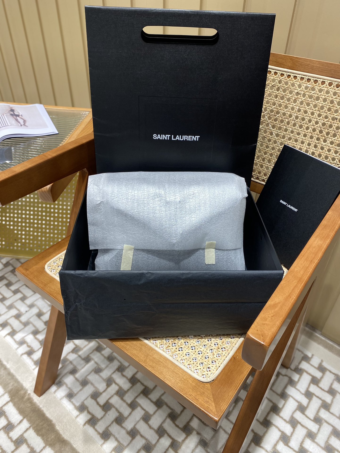 YSL LOULOU 23CM Y型绗缝链条包 494699黑色/金扣