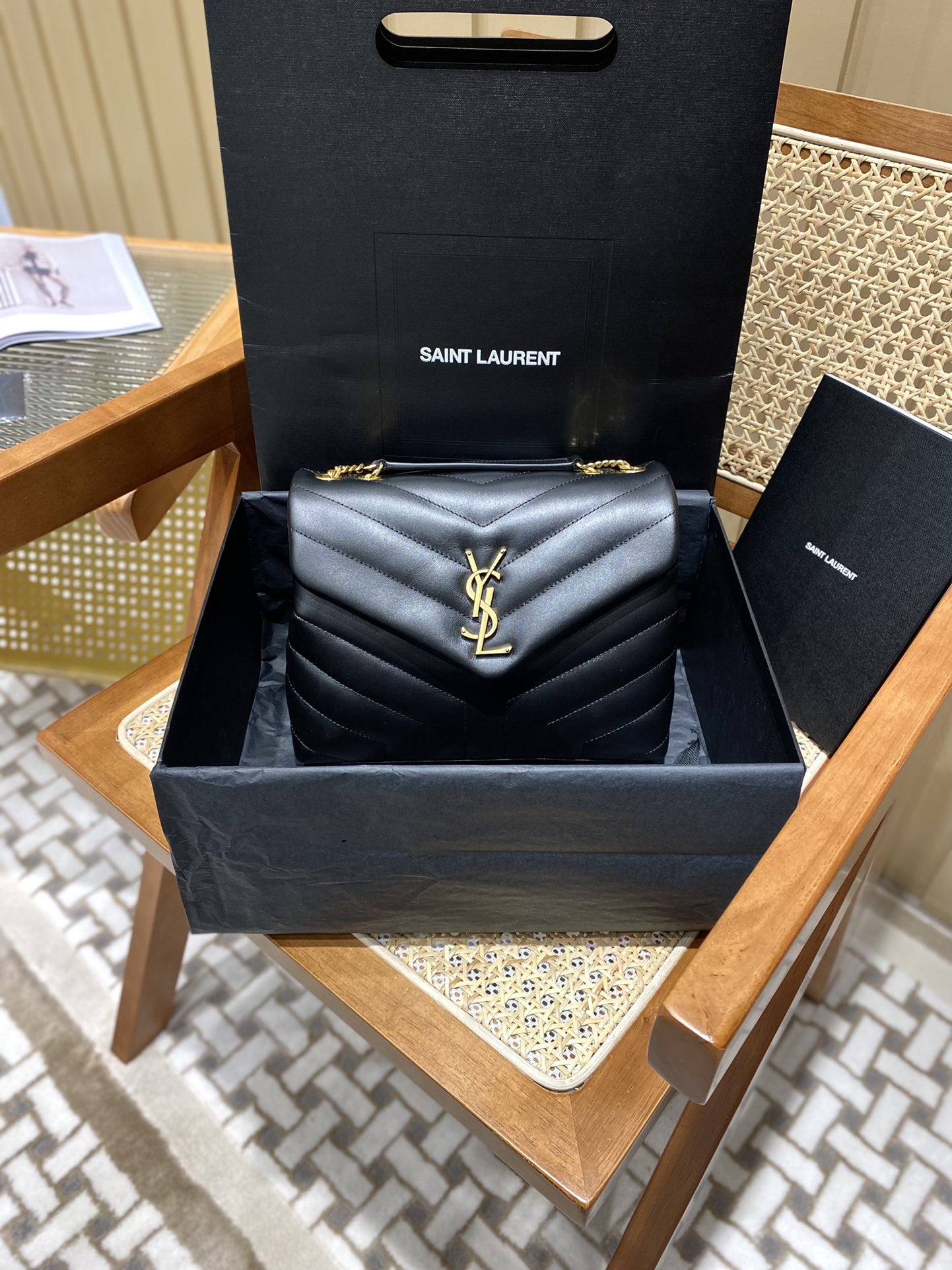 YSL LOULOU 23CM Y型绗缝链条包 494699黑色/金扣