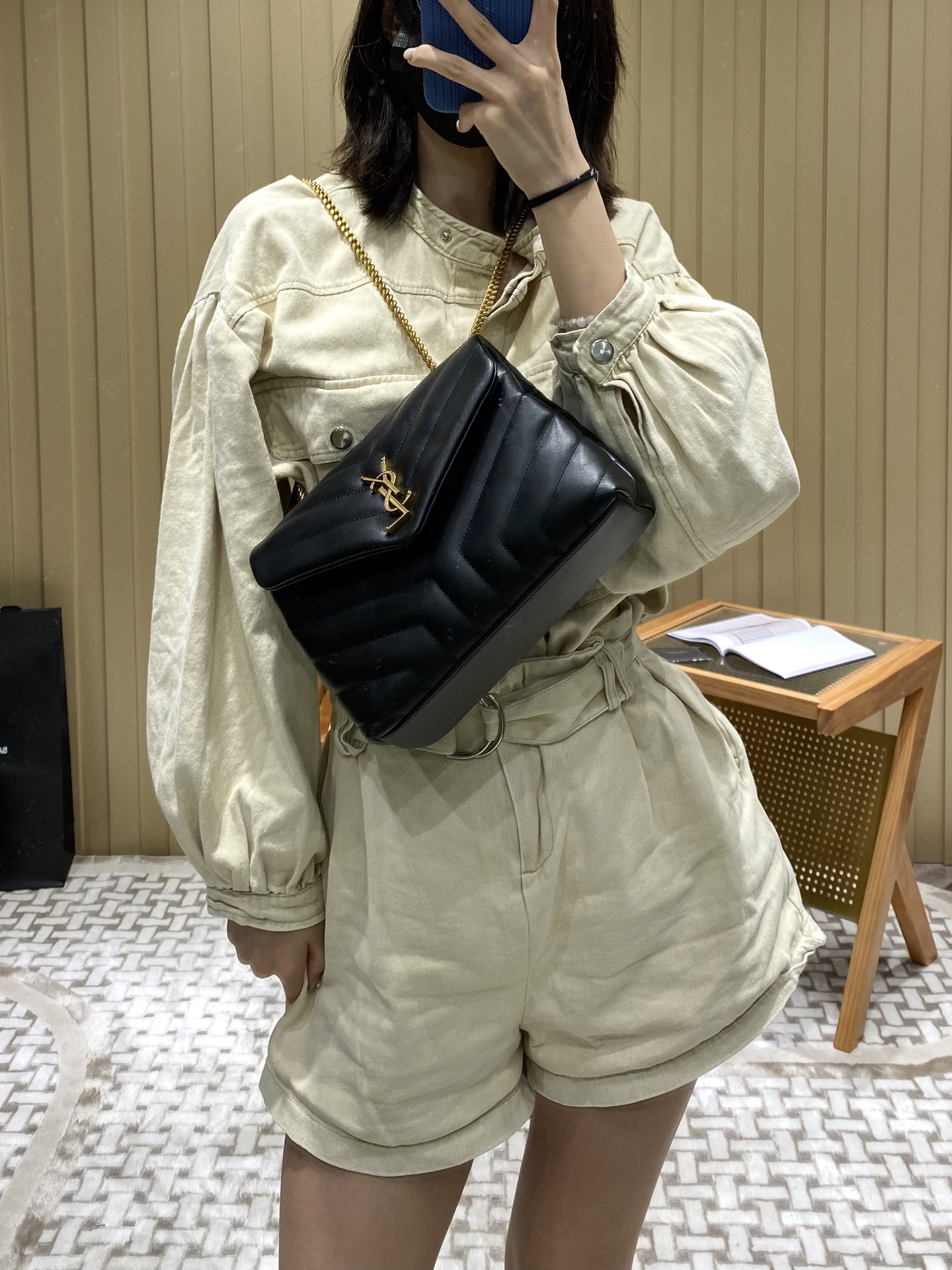 YSL LOULOU 23CM Y型绗缝链条包 494699黑色/金扣