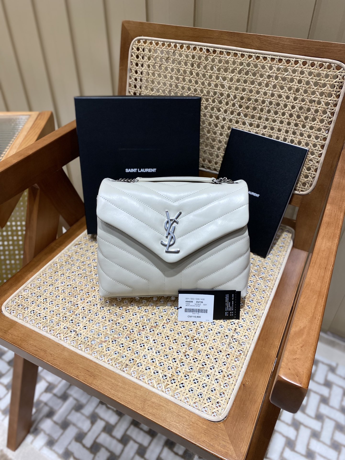 YSL LOULOU 23CM Y型绗缝链条包 494699白色/银扣