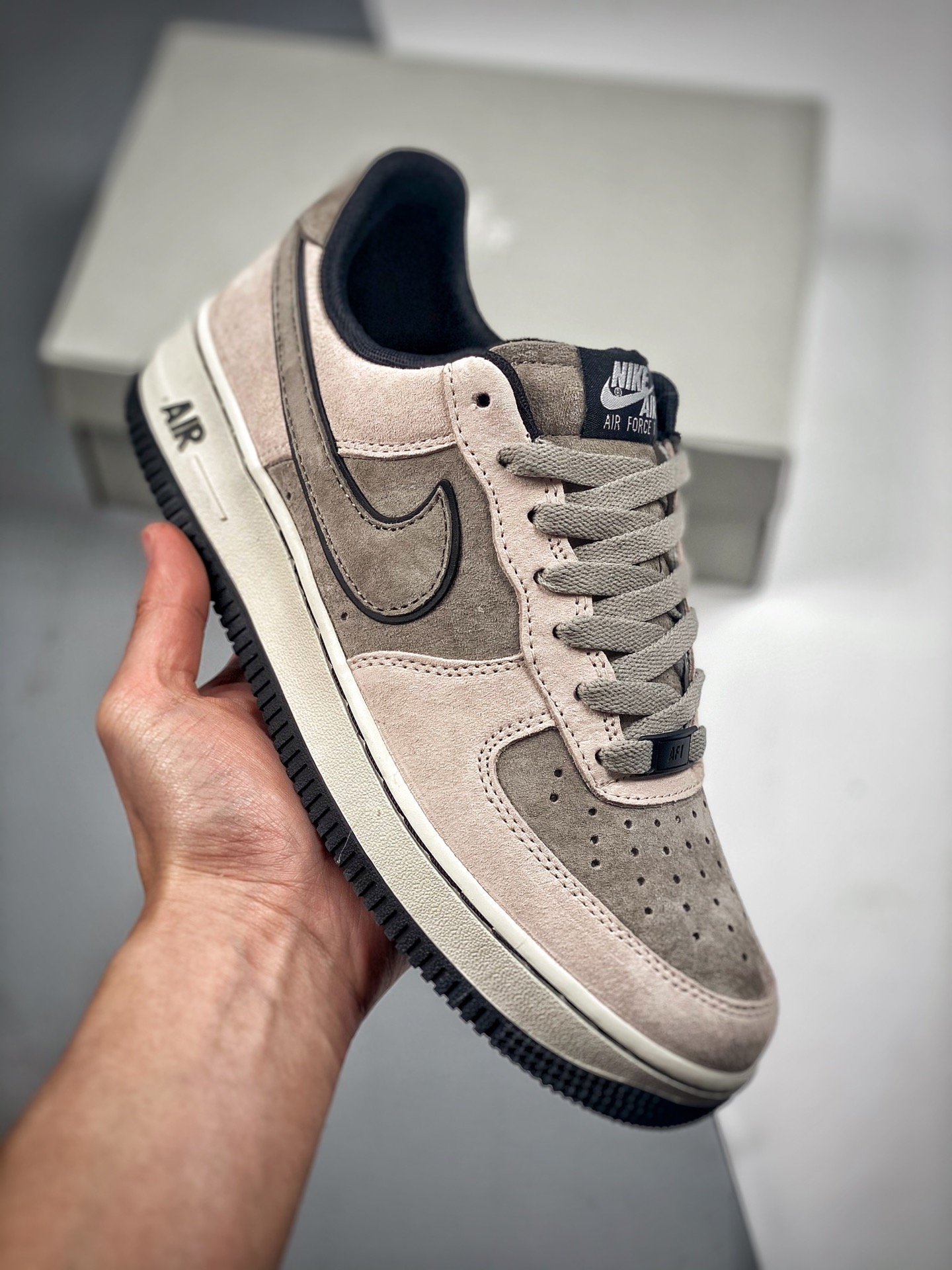 Nike Air Force 1 Low 07 Otomo Katsuhiro gray and black, Air Force 1 low-top casual skate shoes, original suede, origina…