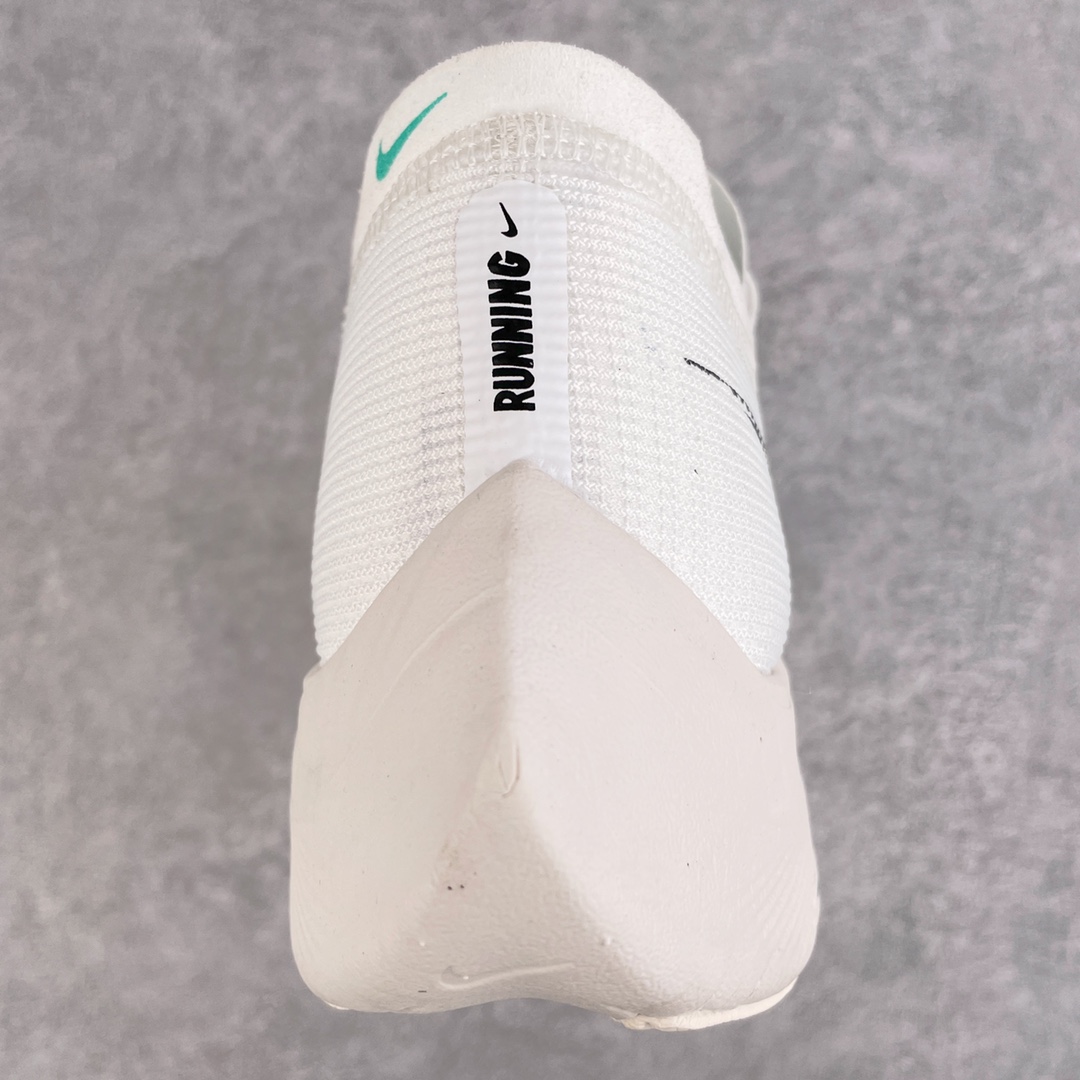 图片[8]-＃纯原福利 NK ZoomX Vaporfly Next% 马拉松二代跑鞋 细节整体升级 这款next%和上一款4%的鞋最大区的别于在鞋面面料 鞋面使用了全新 Vaporweave 科技 这种类似蝉翼的材质相比 Flyknit 更加轻薄透气 非对称的鞋带系统和泡棉护垫的加入令舒适度更高 鞋头辅以超大的 Swoosh 点缀 再配上流线型外观设计 时尚感十足 尺码：36 36.5 37.5 38 38.5 39 40 40.5 41 42 42.5 43 44 44.5 45-选品中心