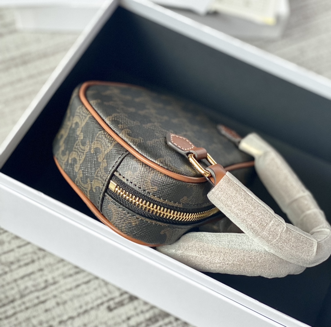 CELINE 2022年情人节限量新年胶囊系列心形手包 198222老花