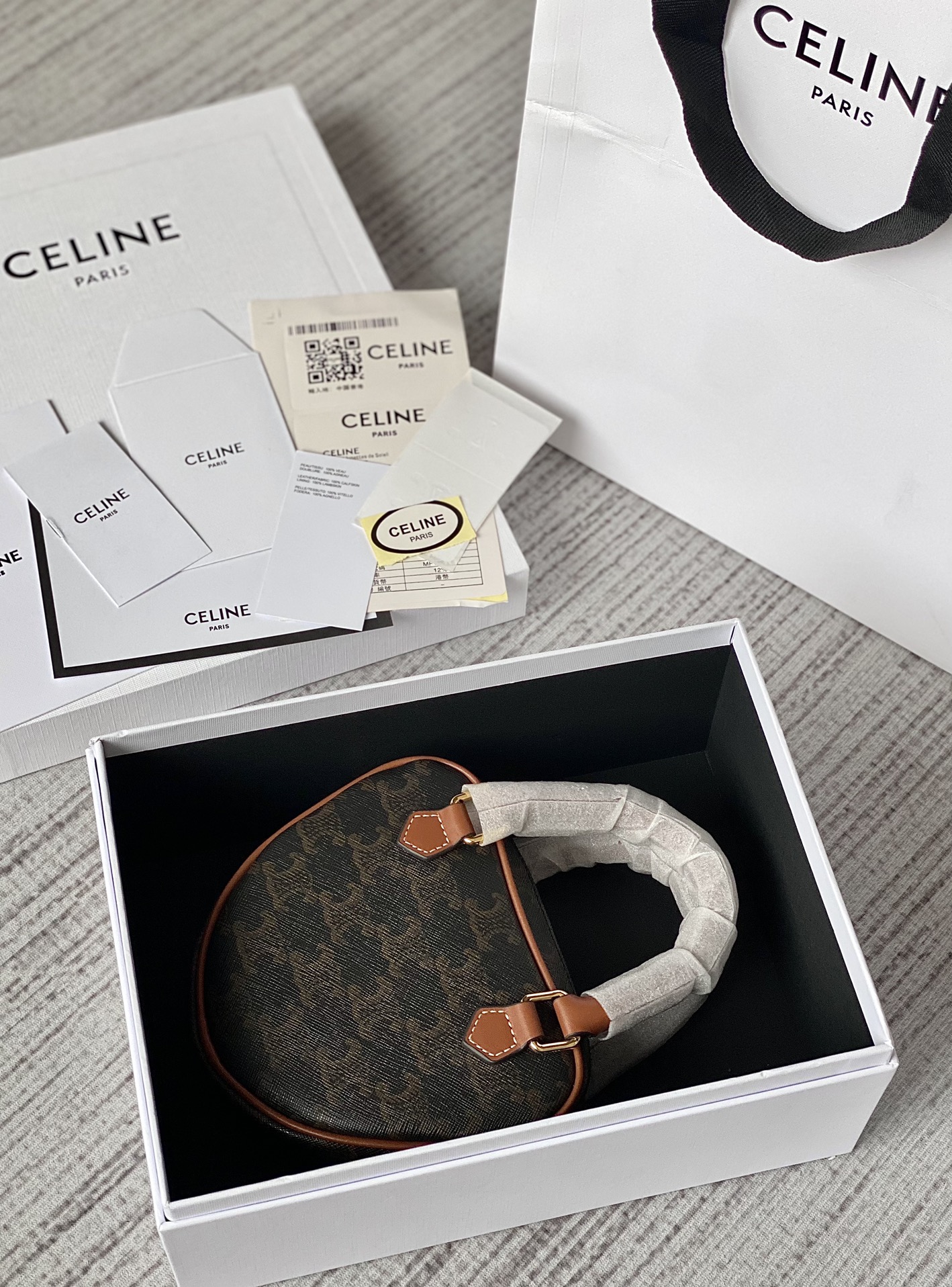 CELINE 2022年情人节限量新年胶囊系列心形手包 198222老花