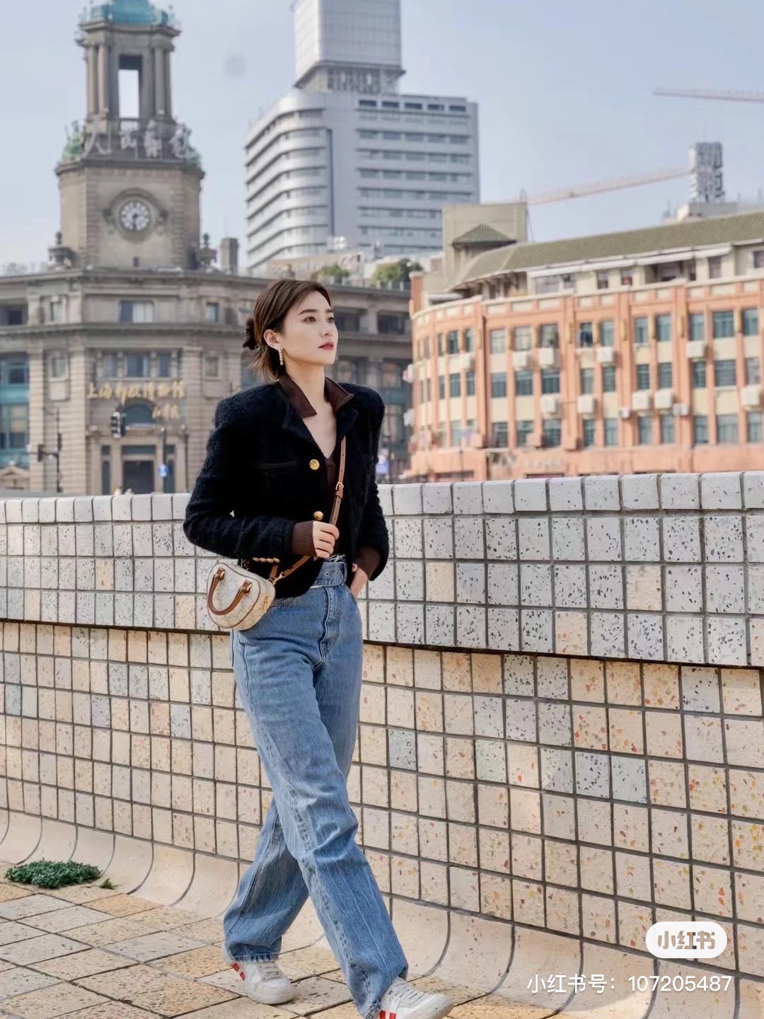 CELINE 2022年情人节限量新年胶囊系列心形手包 198222白花