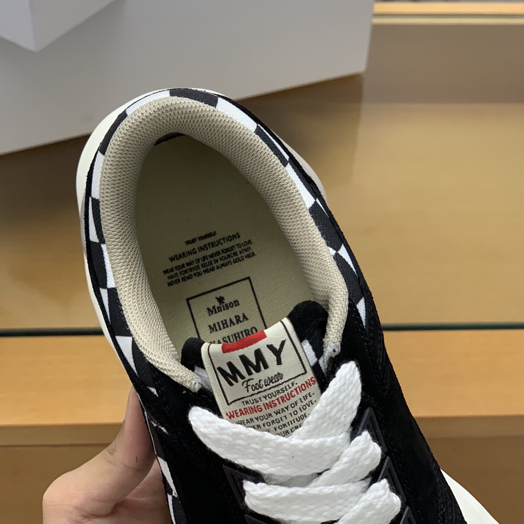 MMY   采用拼接手法日本小众品牌MMY运动鞋