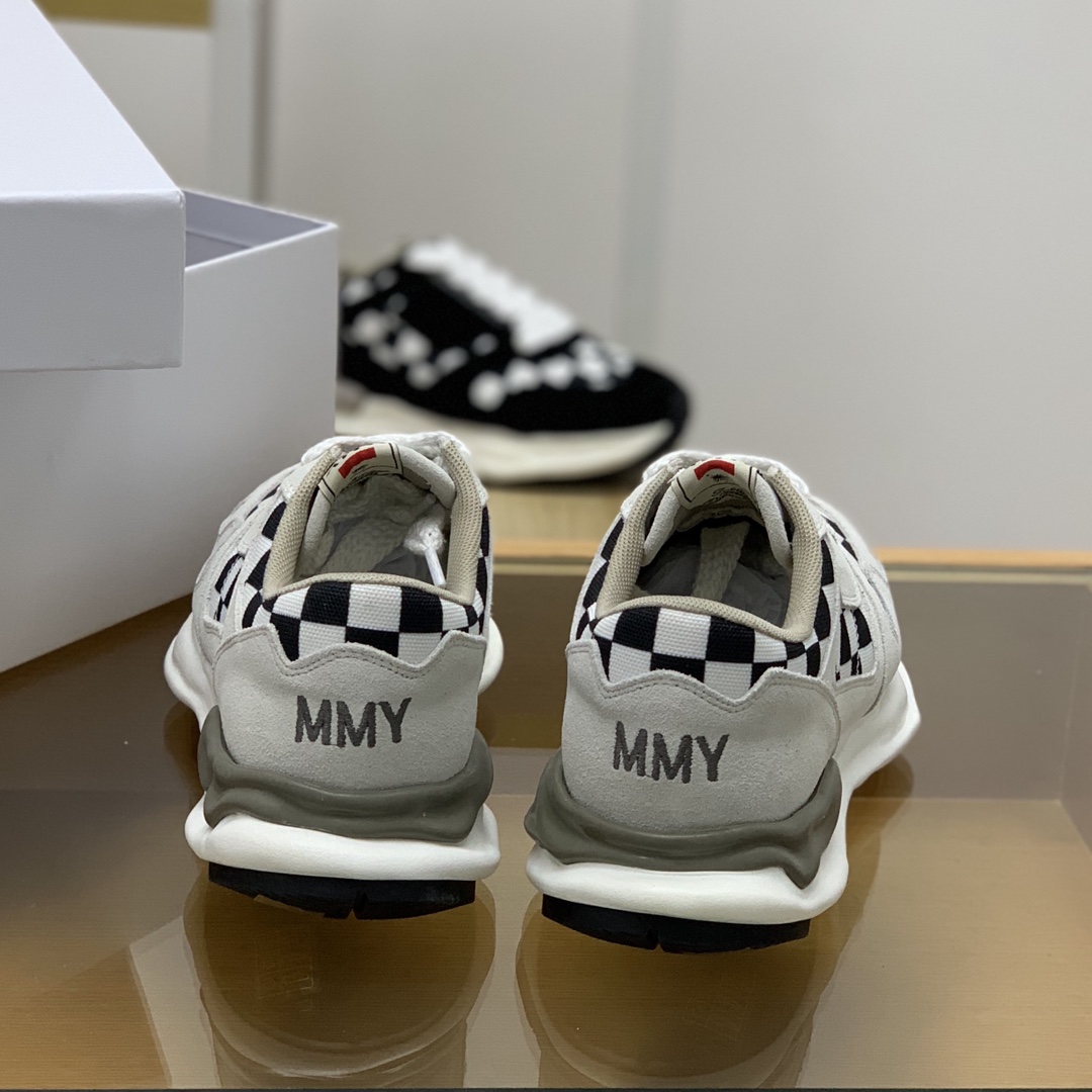 MMY   采用拼接手法日本小众品牌MMY运动鞋