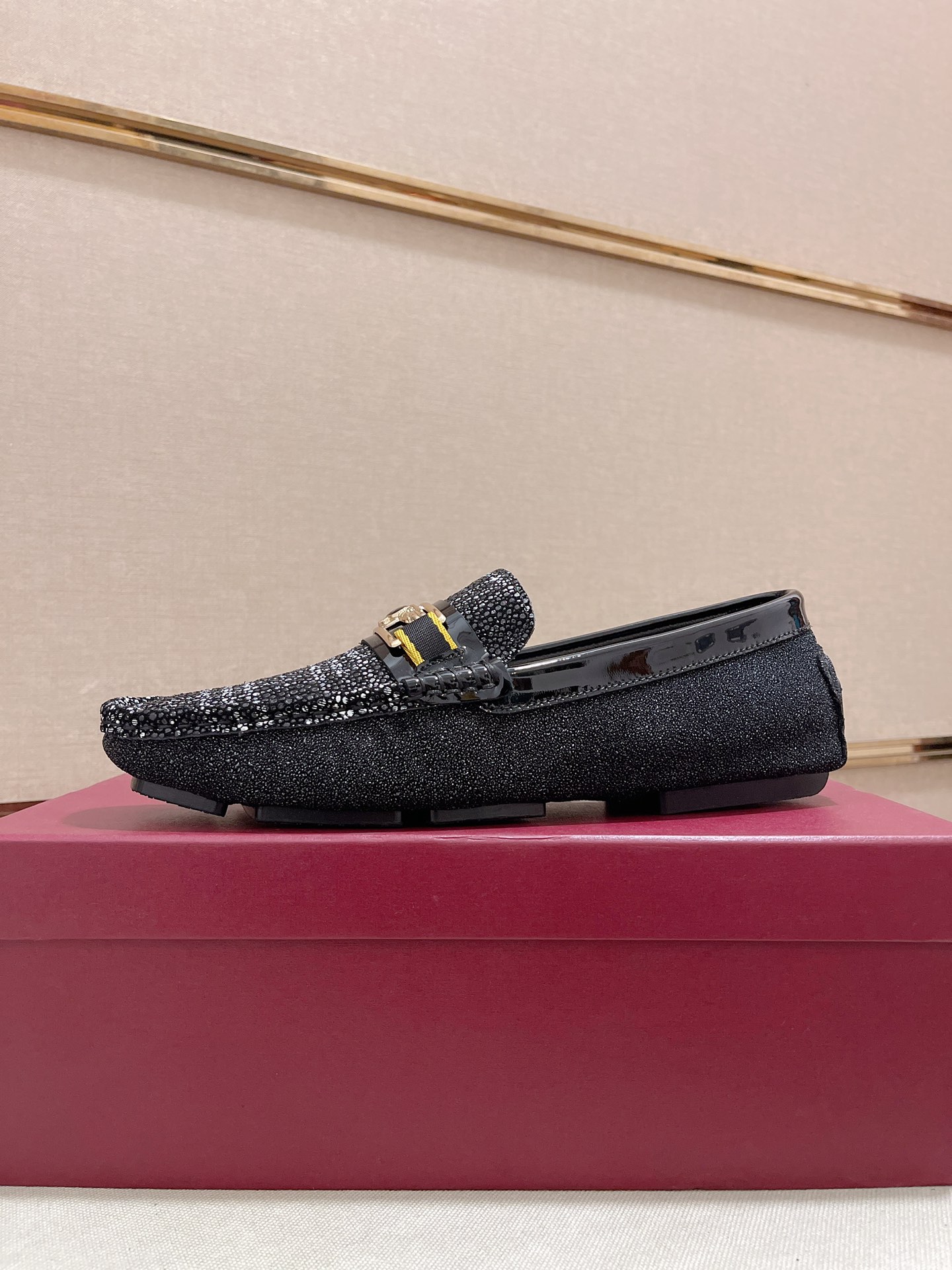 I0   Bally   巴利官网 👊🏻🇮🇹鞋面: 进口头层牛皮 内里:进口牛皮内里，。独家原版复刻，原版大底开模 🇩🇪 🚶🏻🚶🏻高端定制专柜复刻📯经得起时间的验证🔍️🔲 欢迎对比质量