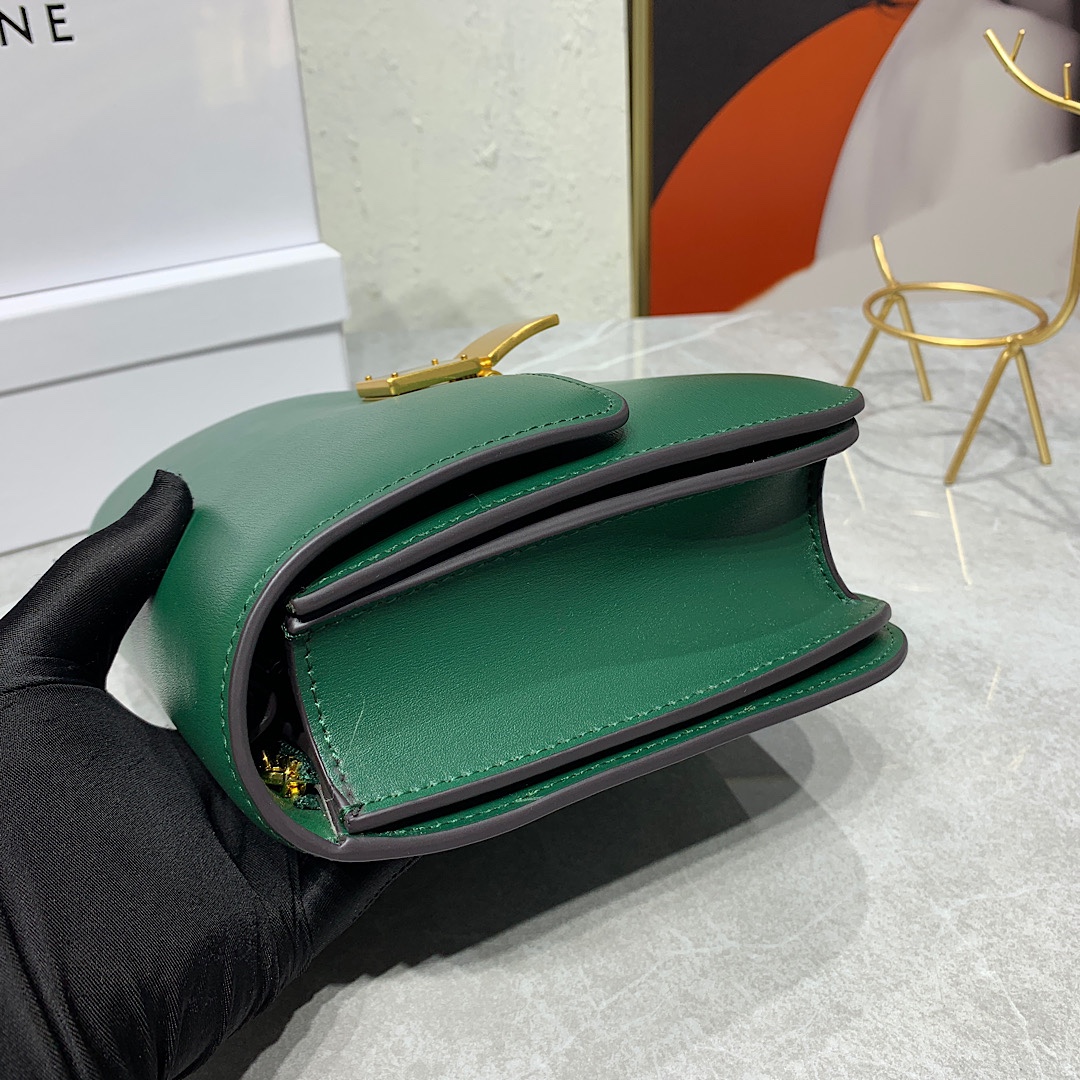 610 全新升级Celine box一直受欢迎的豆腐包