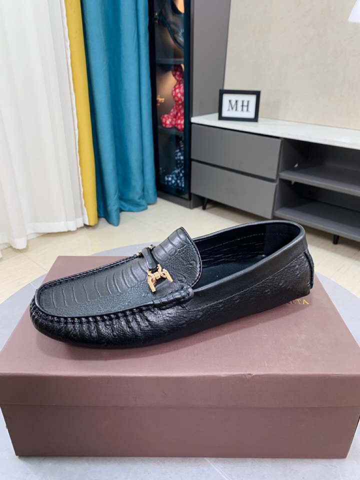 I5  Bottega Veneta 旅行必备 原版压花小牛皮➕羊皮内里🔺清凉❄️系列，超柔软大底，低调的奢华钱包式包装，轻松方便携带👊🏻💯 专柜同步 原版轻便大底、 完全1:1 开模定制