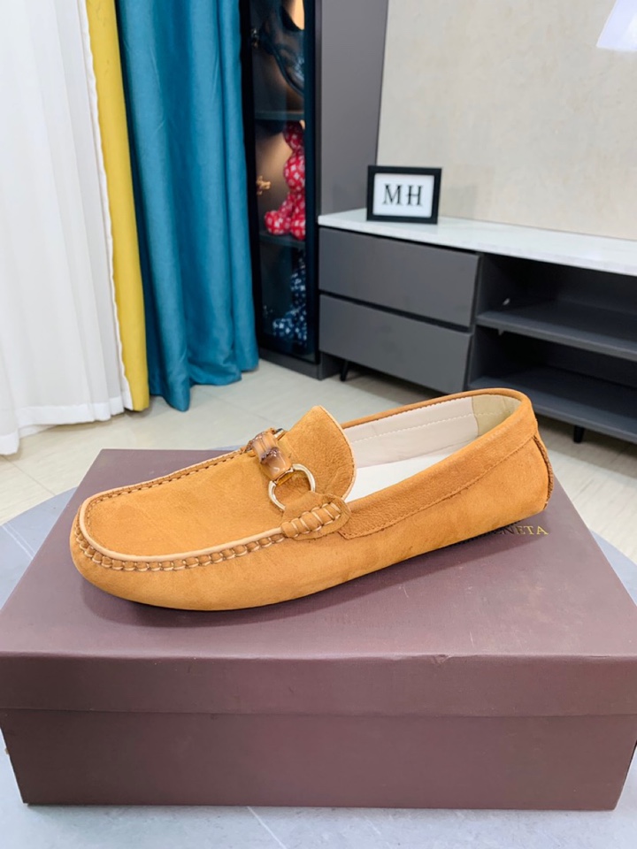 I5  Bottega Veneta 旅行必备 原版反绒小牛皮➕羊皮内里🔺清凉❄️系列，超柔软大底，低调的奢华钱包式包装，轻松方便携带👊🏻💯 专柜同步 原版轻便大底、 完全1:1 开模定制