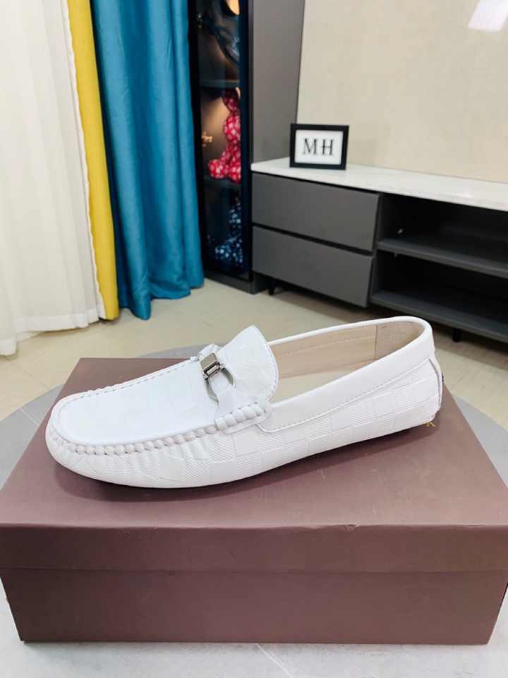 I5  Bottega Veneta 旅行必备 原版压花小牛皮➕羊皮内里🔺清凉❄️系列，超柔软大底，低调的奢华钱包式包装，轻松方便携带👊🏻💯 专柜同步 原版轻便大底、 完全1:1 开模定制