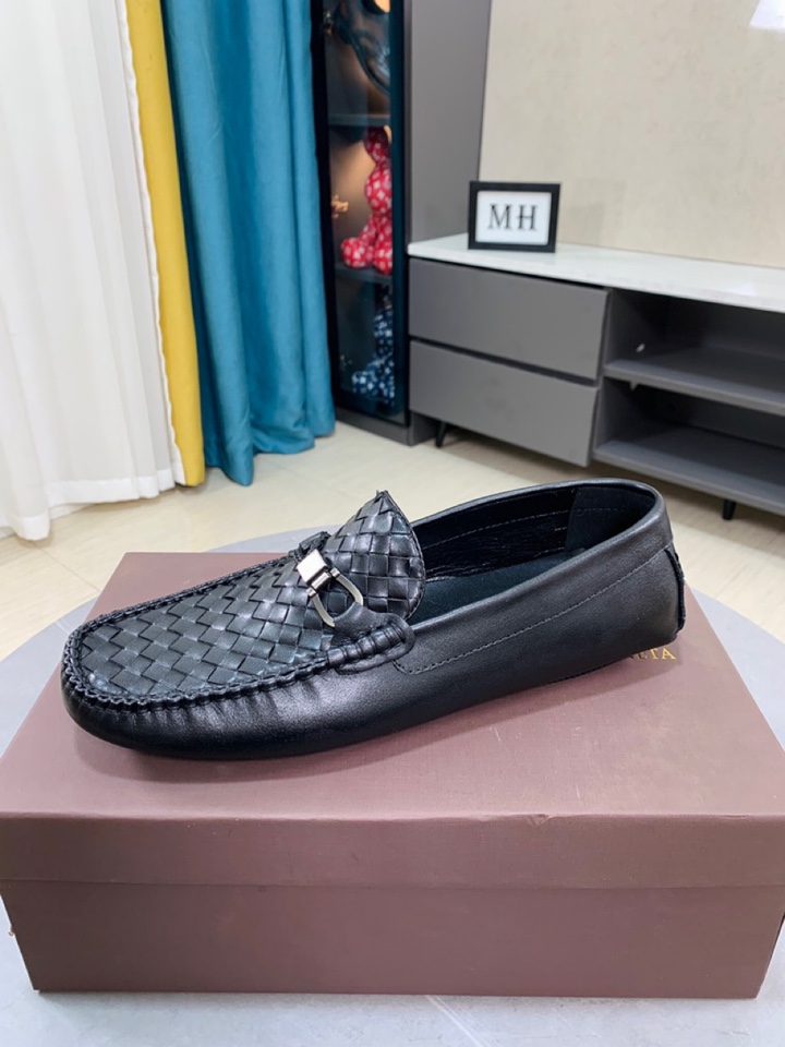 I5  Bottega Veneta 旅行必备 原版编织小牛皮➕羊皮内里🔺清凉❄️系列，超柔软大底，低调的奢华钱包式包装，轻松方便携带👊🏻💯 专柜同步 原版轻便大底、 完全1:1 开模定制