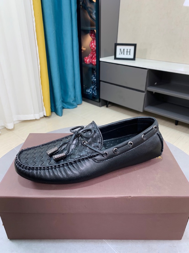 I5  Bottega Veneta 旅行必备 原版编织小牛皮➕羊皮内里🔺清凉❄️系列，超柔软大底，低调的奢华钱包式包装，轻松方便携带👊🏻💯 专柜同步 原版轻便大底、 完全1:1 开模定制