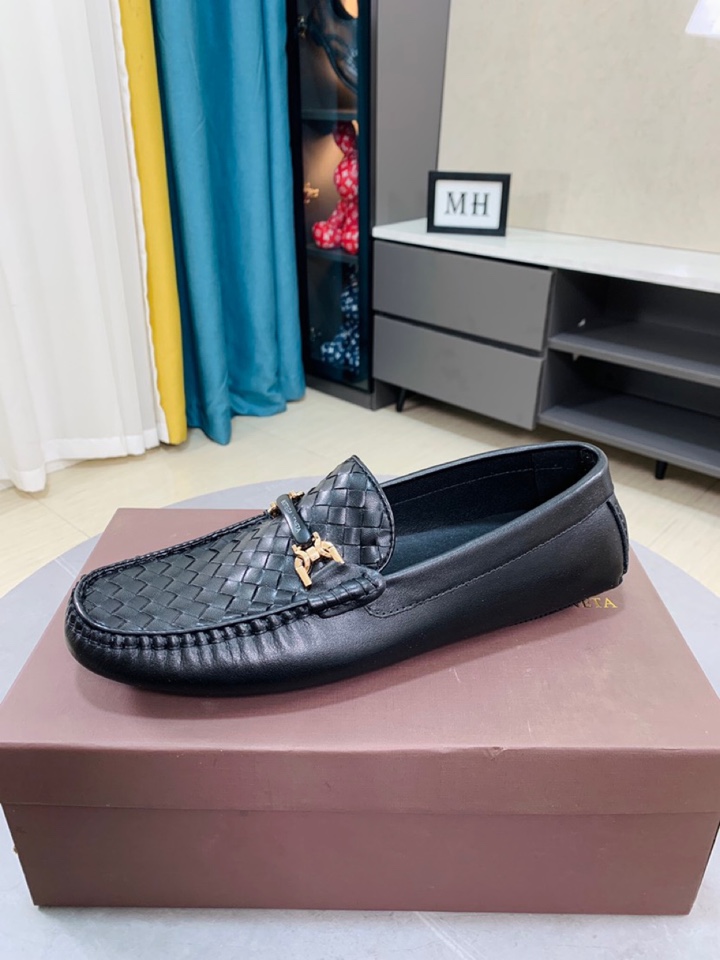 I5  Bottega Veneta 旅行必备 原版编织小牛皮➕羊皮内里🔺清凉❄️系列，超柔软大底，低调的奢华钱包式包装，轻松方便携带👊🏻💯 专柜同步 原版轻便大底、 完全1:1 开模定制