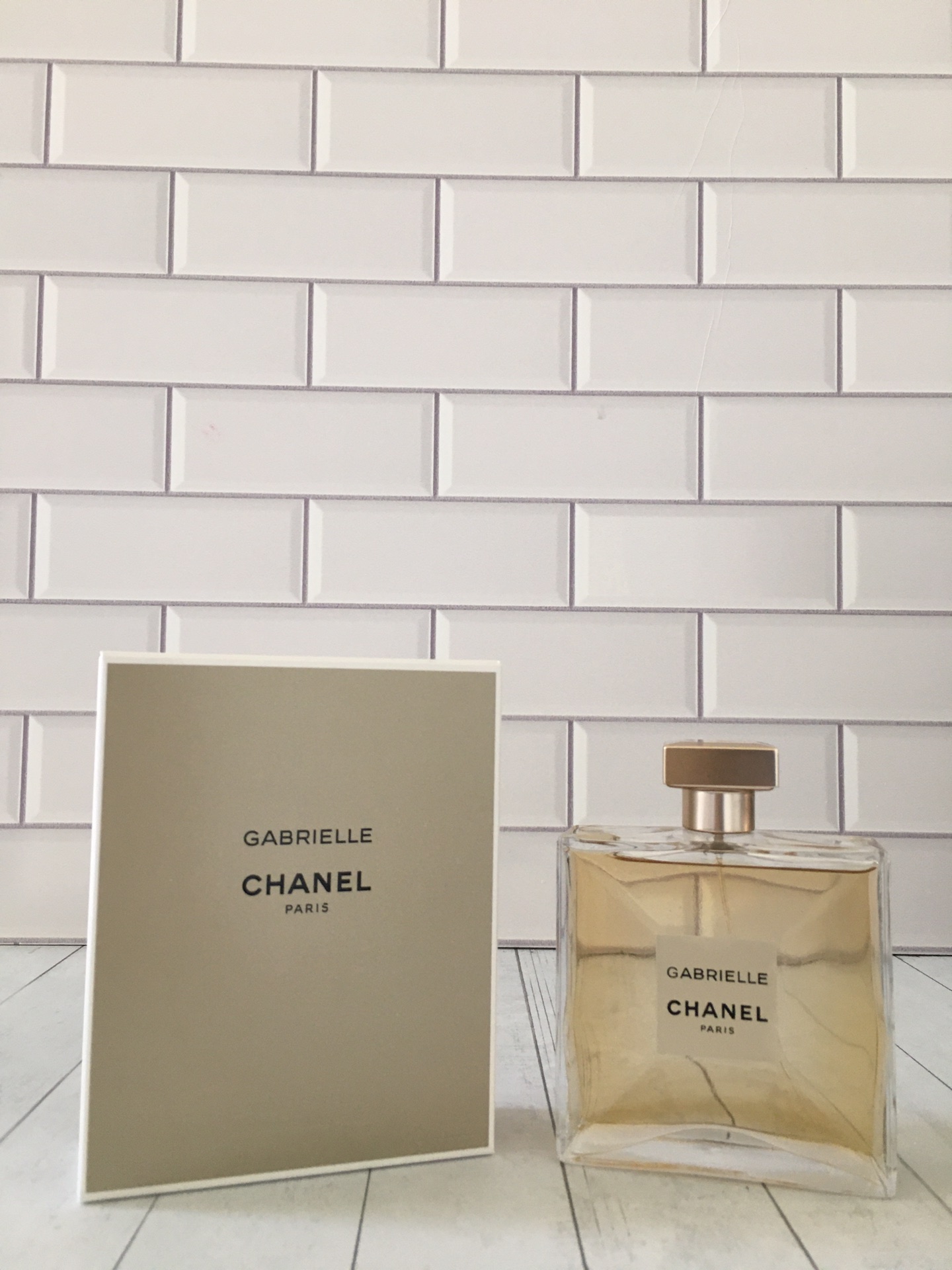Chanel Perfume Outlet 1:1 Replica
 Black Orange White