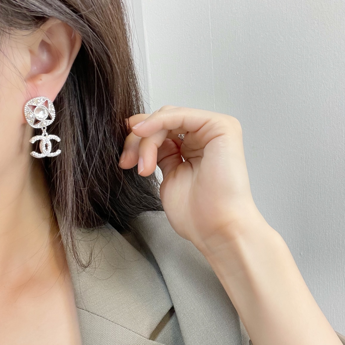 新款☑️CHANEL香奈儿双c耳钉耳环