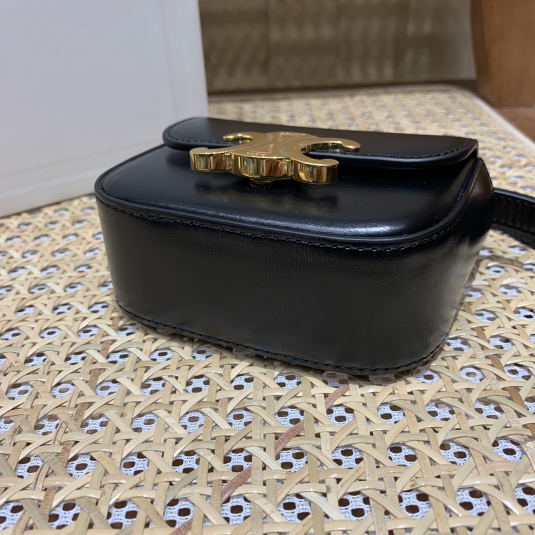 CELINE MINI TRIOMPHE 11CM BAG 10I513黑色