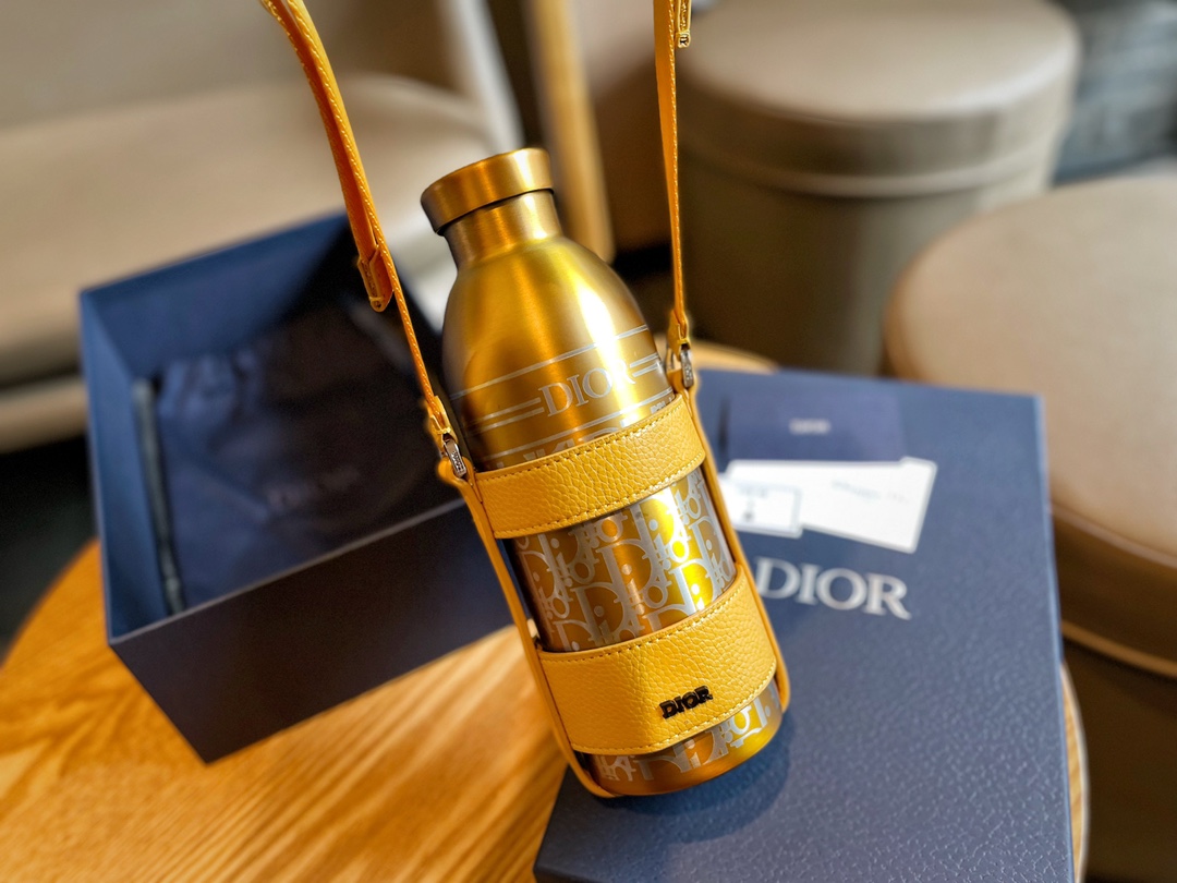 Dior Thermal Water Bottle and Holder - Comprehensive 5