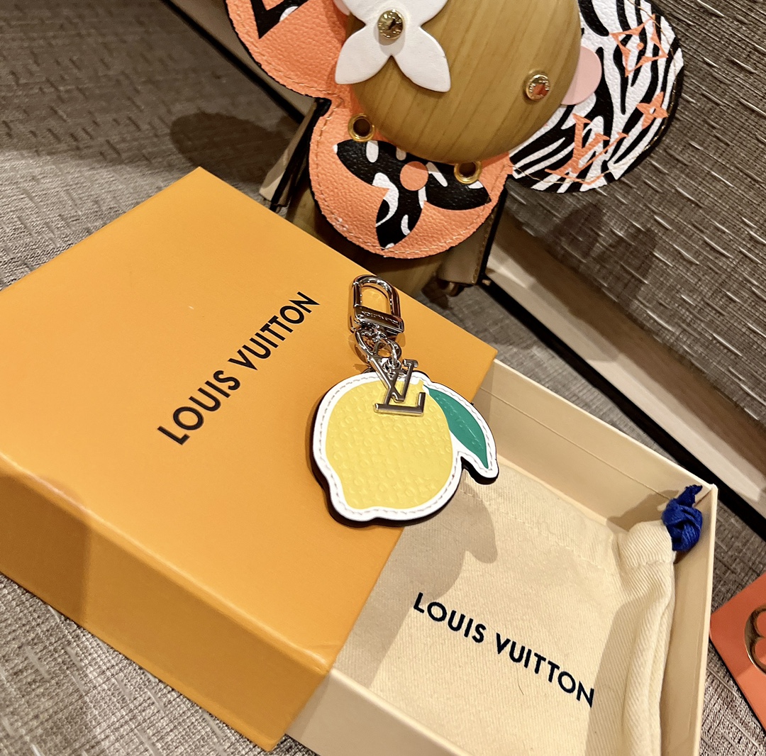 Front view of the LV Blossom Dream keychain