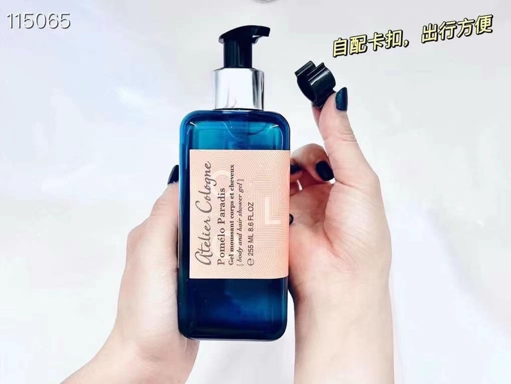 Atelier Cologne Orange Sanguine Shower Gel - Luxurious Scents, 255ml 4 i1647870009 9707 2