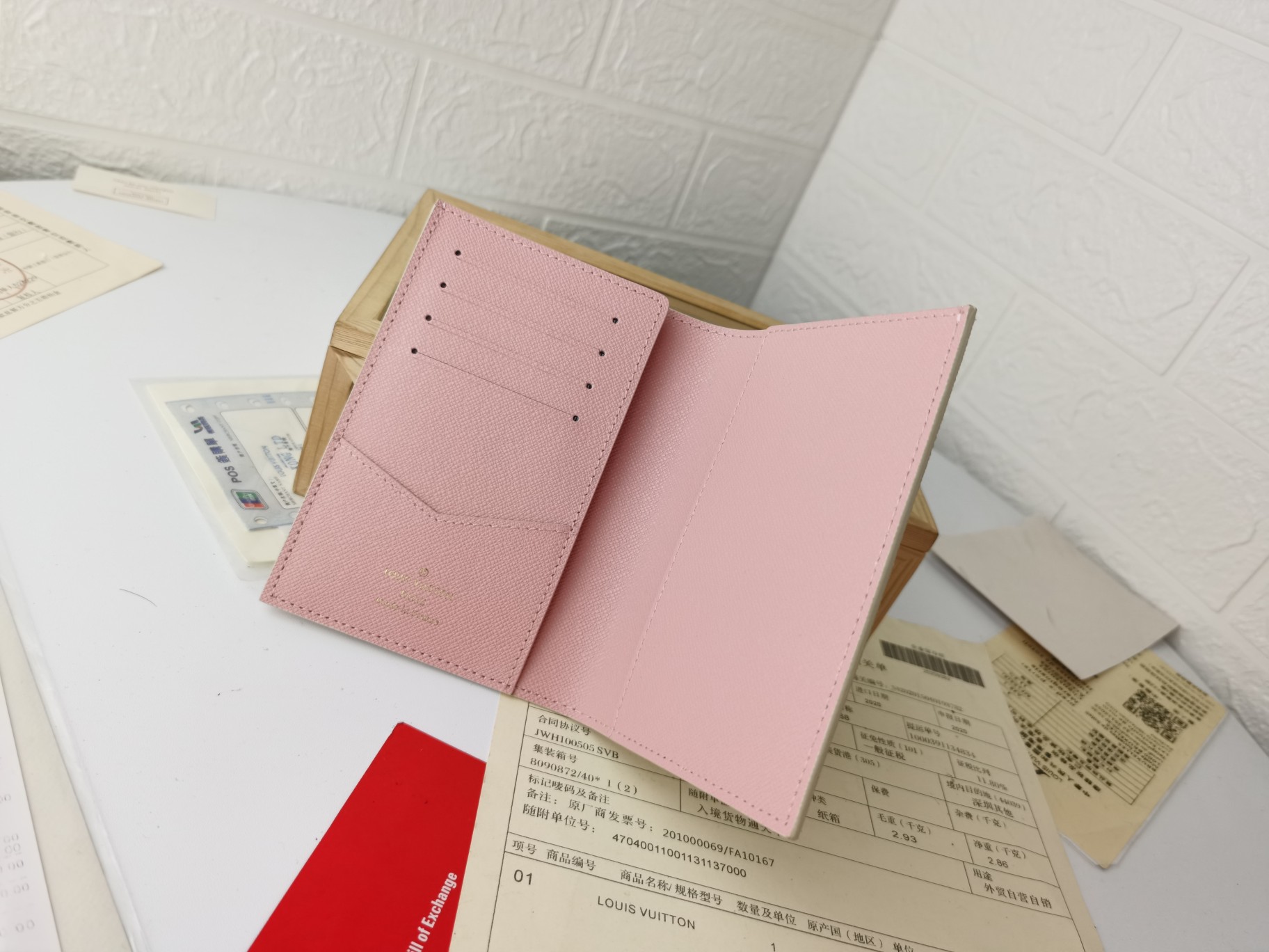 Passport wallet leather grain