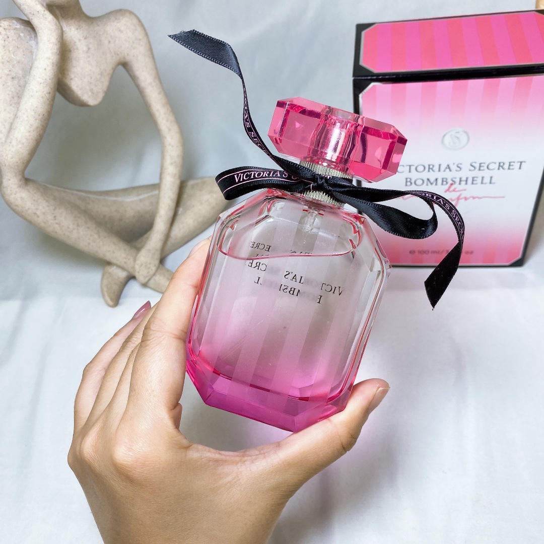 Victoria's Secret Bombshell Eau de Parfum - 100ml, Sensual Fragrance 5 i1647878880 4037 3