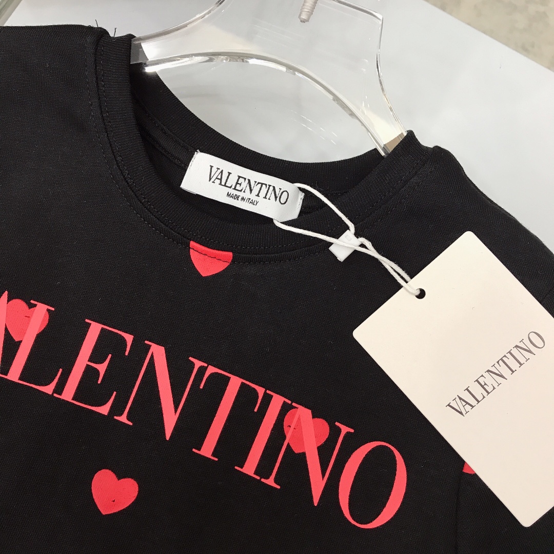 Valentino 2022/SS Girl’s Dress: Iconic Design, High-Quality Fabric, Unique Logo Pattern - 图片 6