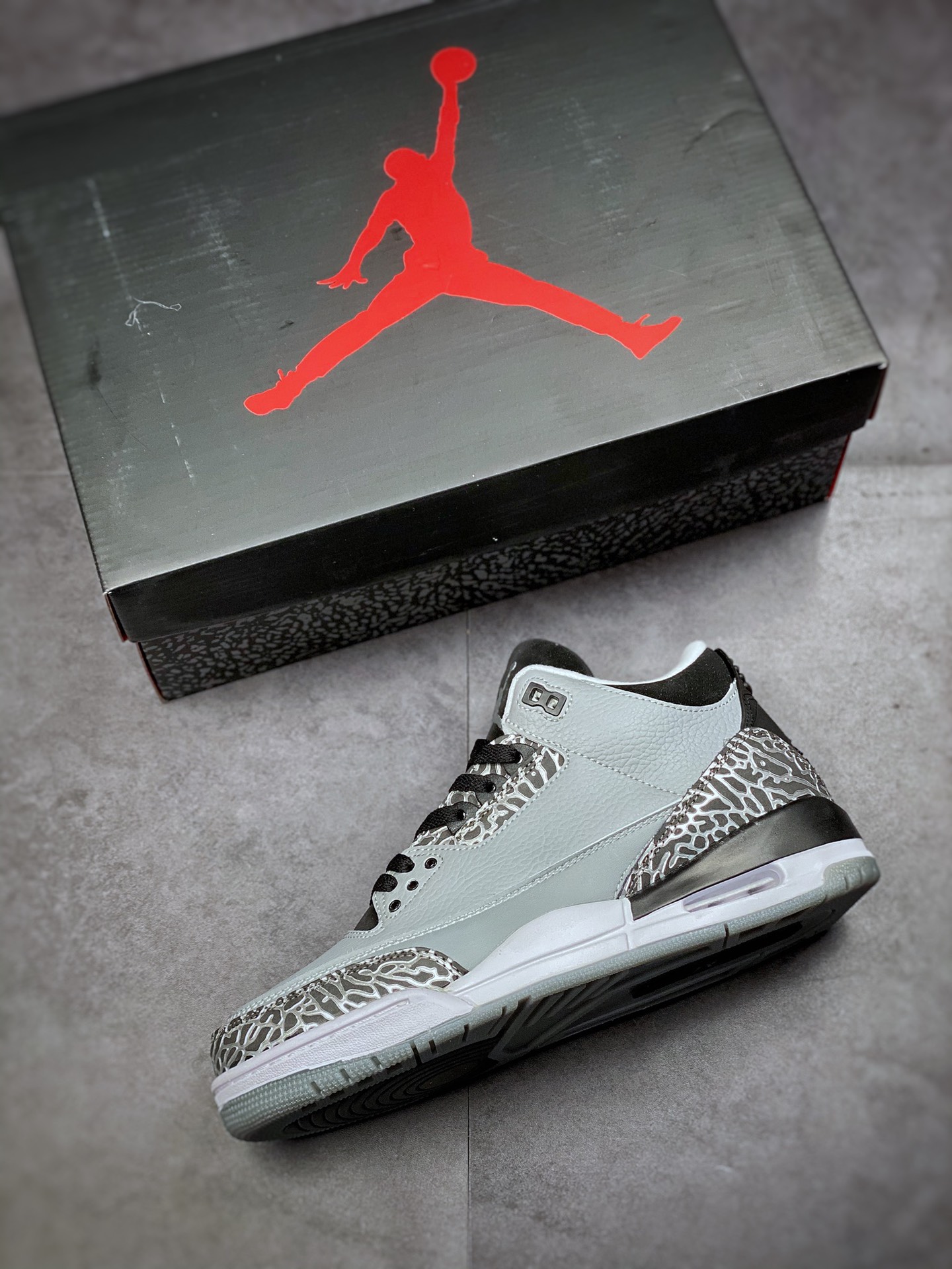 240  Nike Air Jordan 3 Retro SE”Wolf Grey”AJ3狼灰黑银灰爆裂136064-004