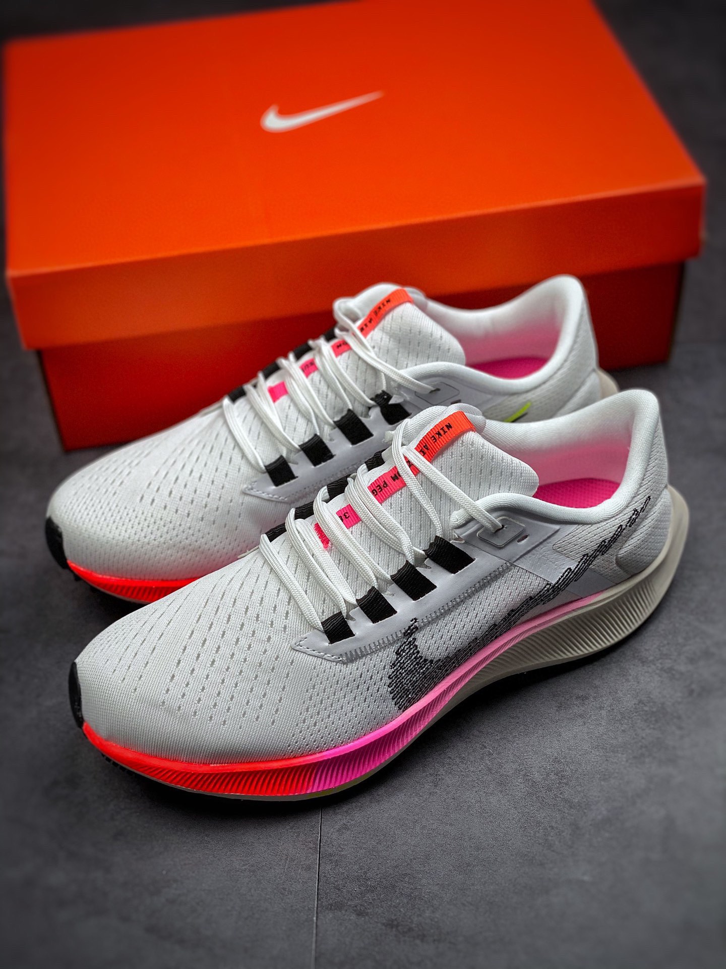 170  耐克Nike Zoom Pegasus 38代 飞马涡轮增压马拉松慢跑鞋 DJ5397-100