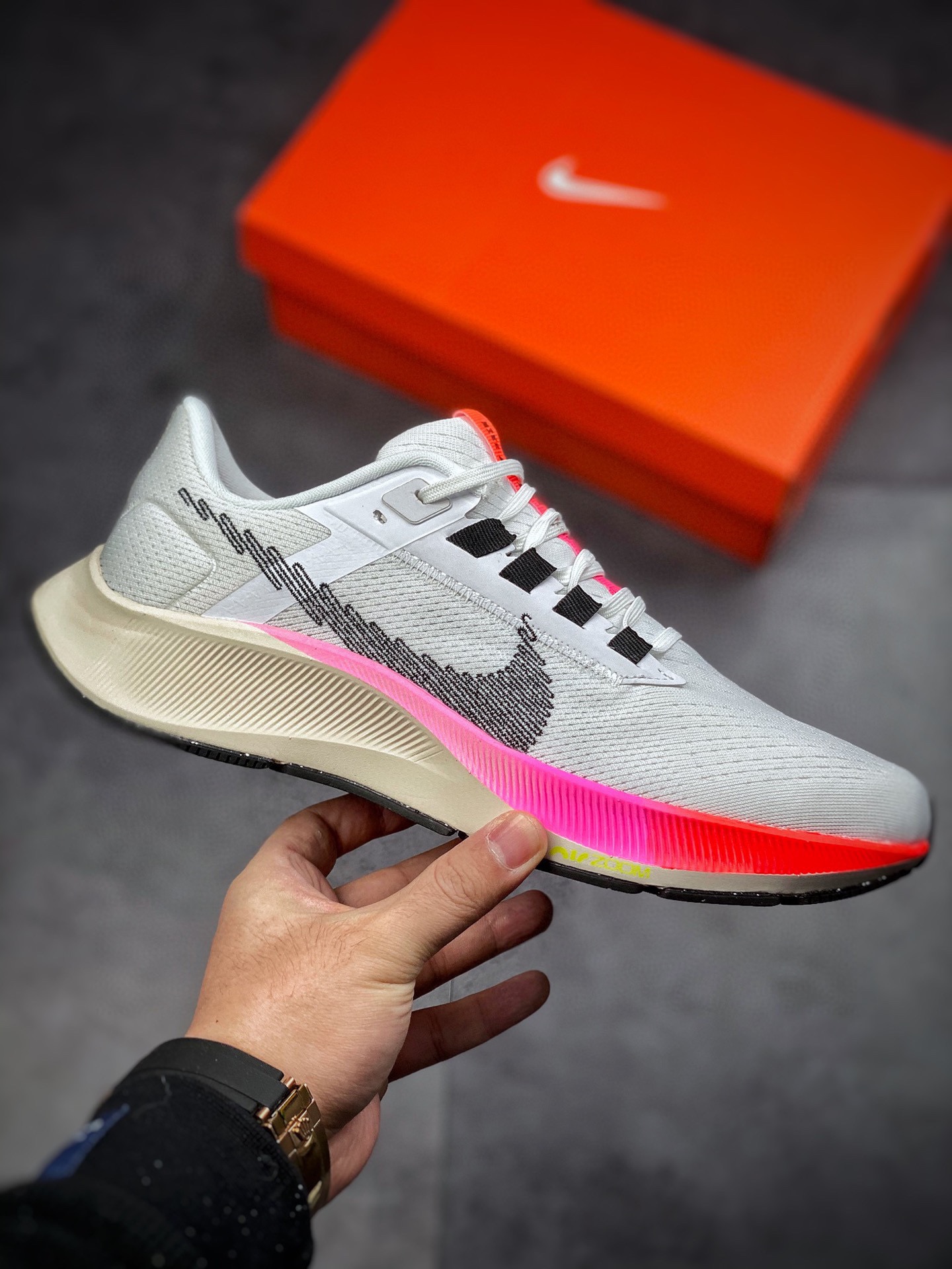 170  耐克Nike Zoom Pegasus 38代 飞马涡轮增压马拉松慢跑鞋 DJ5397-100