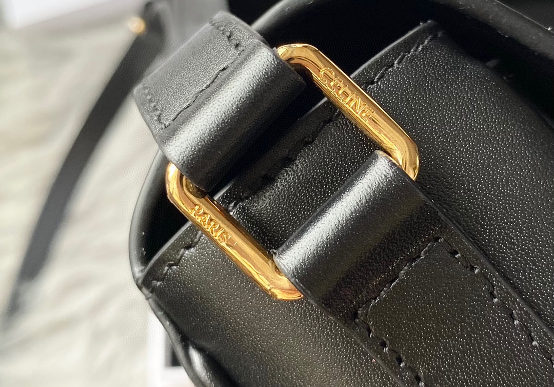 CELINE赛琳Sulhy Box 马鞍包