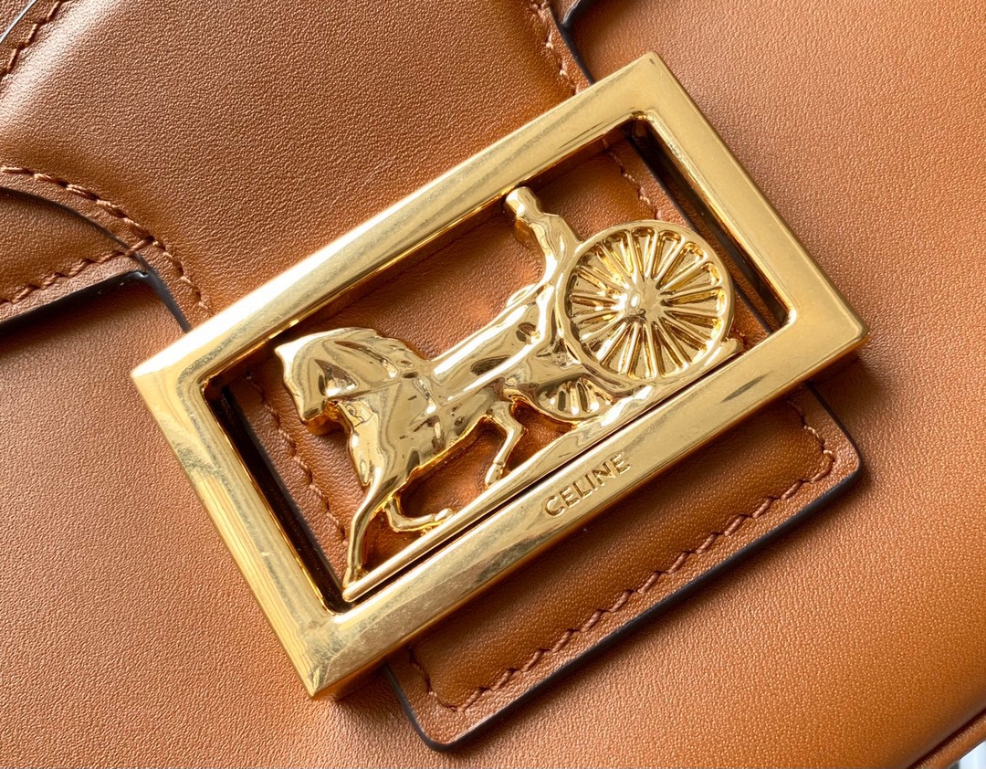 CELINE赛琳进口小牛皮Sulhy Box 马鞍包