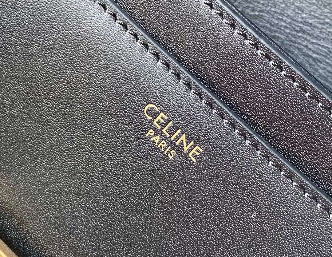CELINE赛琳进口小牛皮Sulhy Box 马鞍包