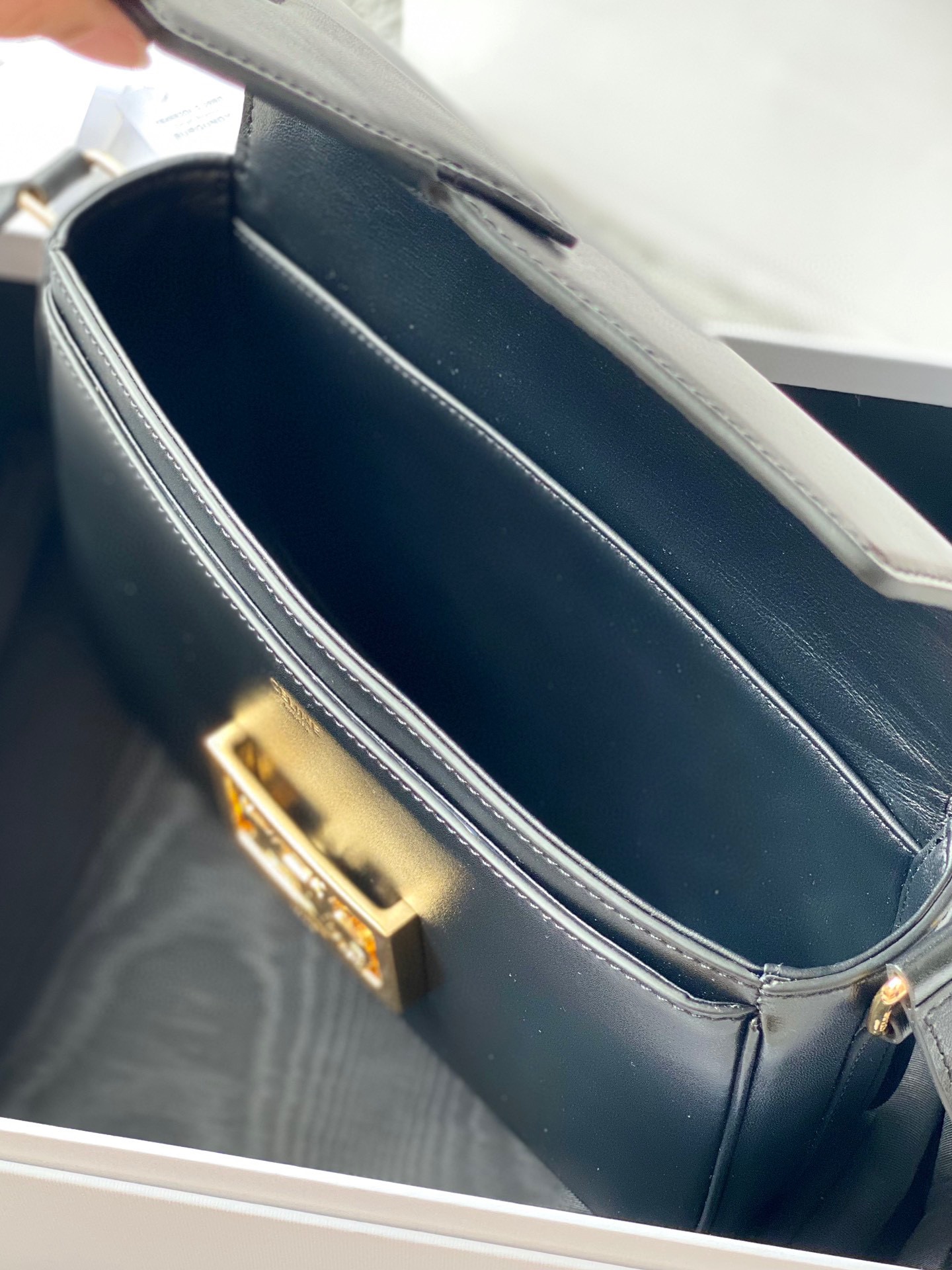 CELINE赛琳进口小牛皮Sulhy Box 马鞍包