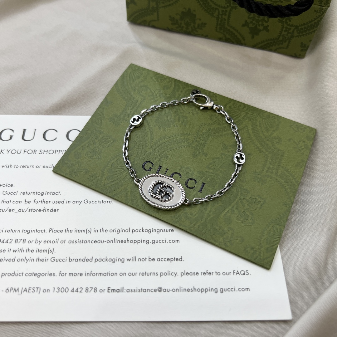 NO:101344,Gucci sterling silver double G letter interwoven twisted flower bracelet Size 17cm 18cm 19cm 20cm Code S0037, Gucci bracelet, gucci, gucci, bracelet, pure silver19860909Gucci古驰纯银双G字母交织拧花手链 尺寸17cm 18cm 19cm 20cm 编码S0037,古驰手链,gucci,gucci,bracelet,pure silver,Jewelry